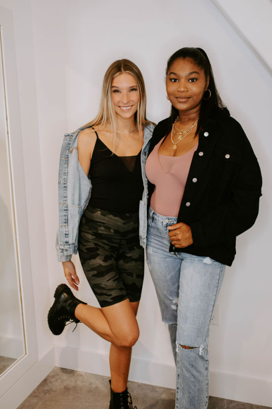 4 Foolproof Ways to Dress Up Basics Fashion Pieces