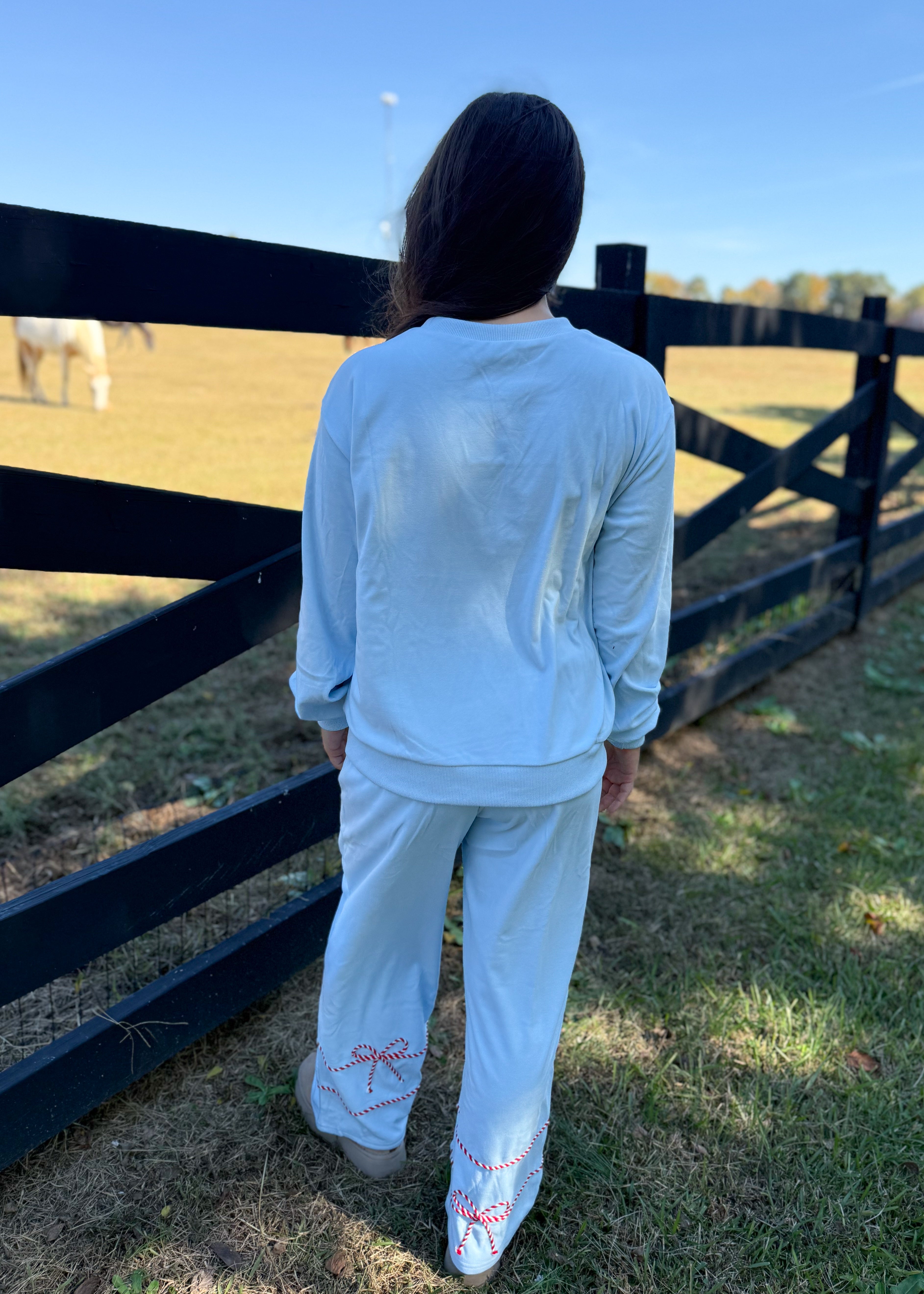 Twisted Bow Cord Sweatshirt