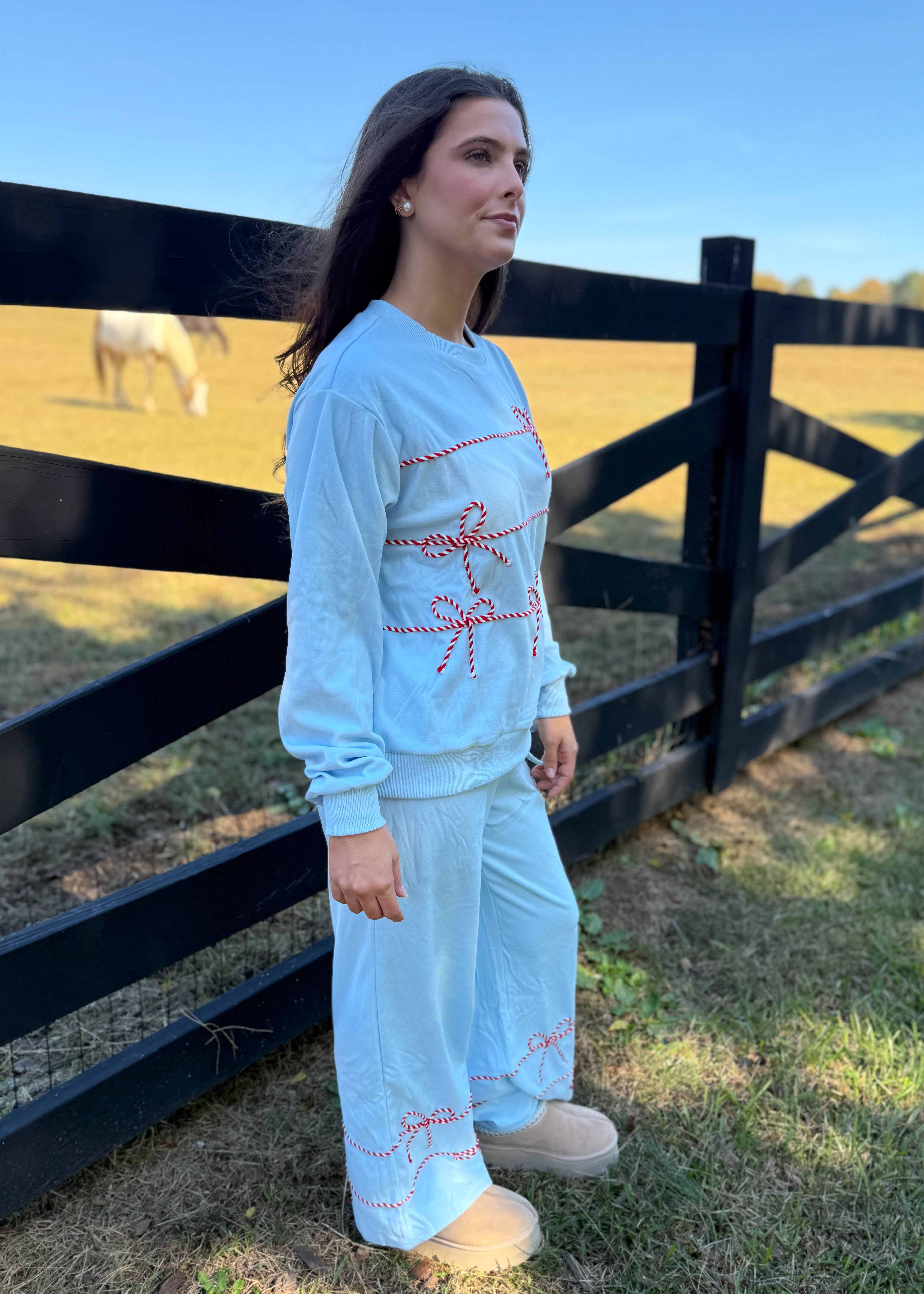 Twisted Bow Cord Sweatshirt