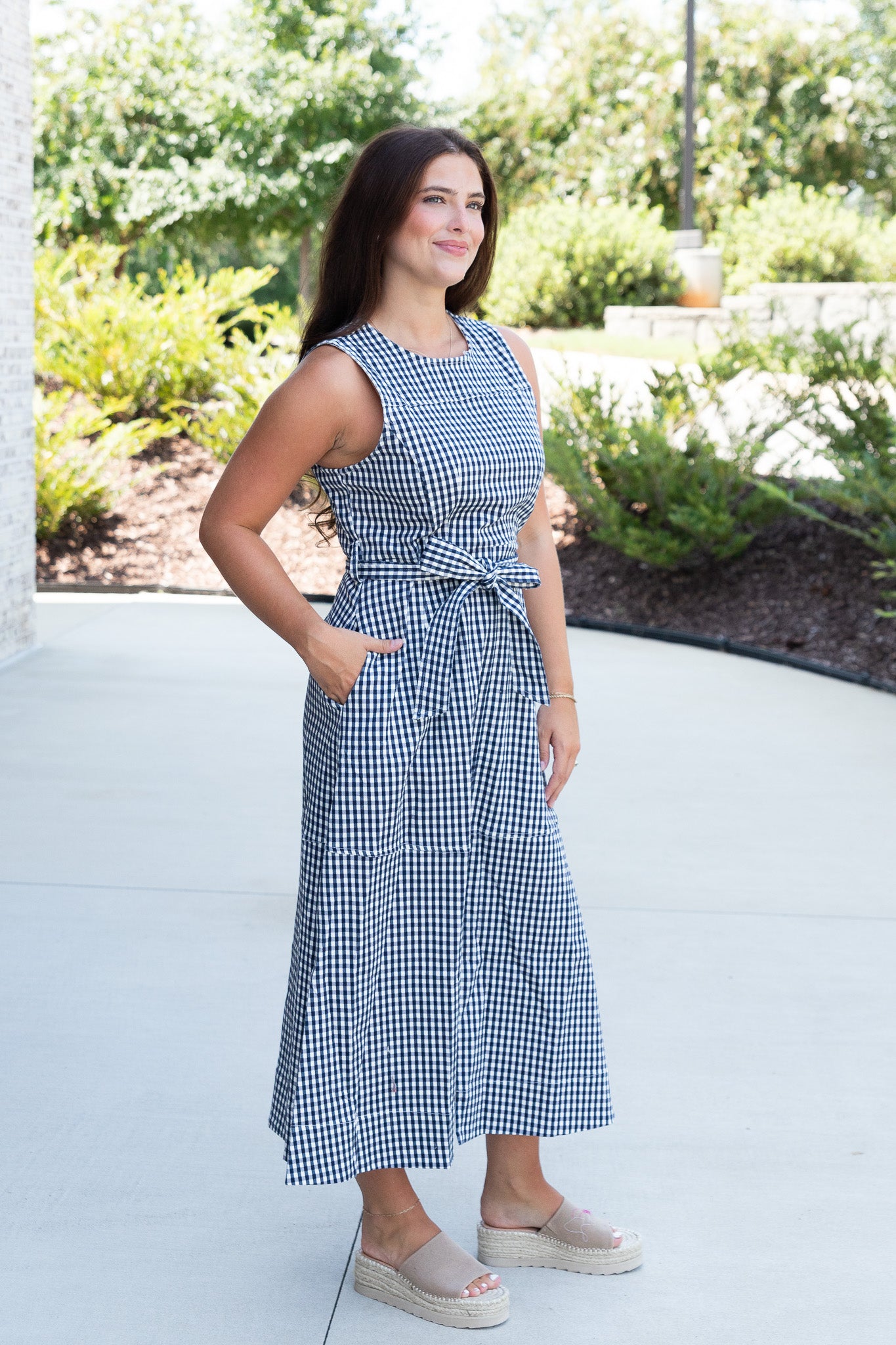 Sandy Sleeveless Gingham Midi Dress