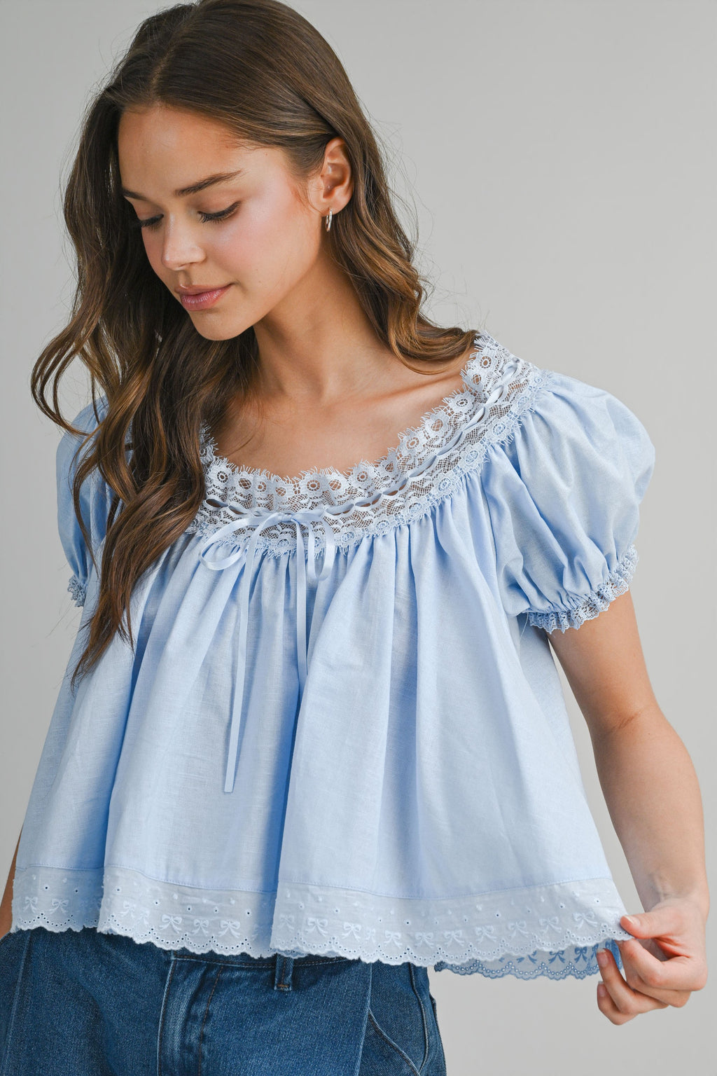 France’s Lace Blouse