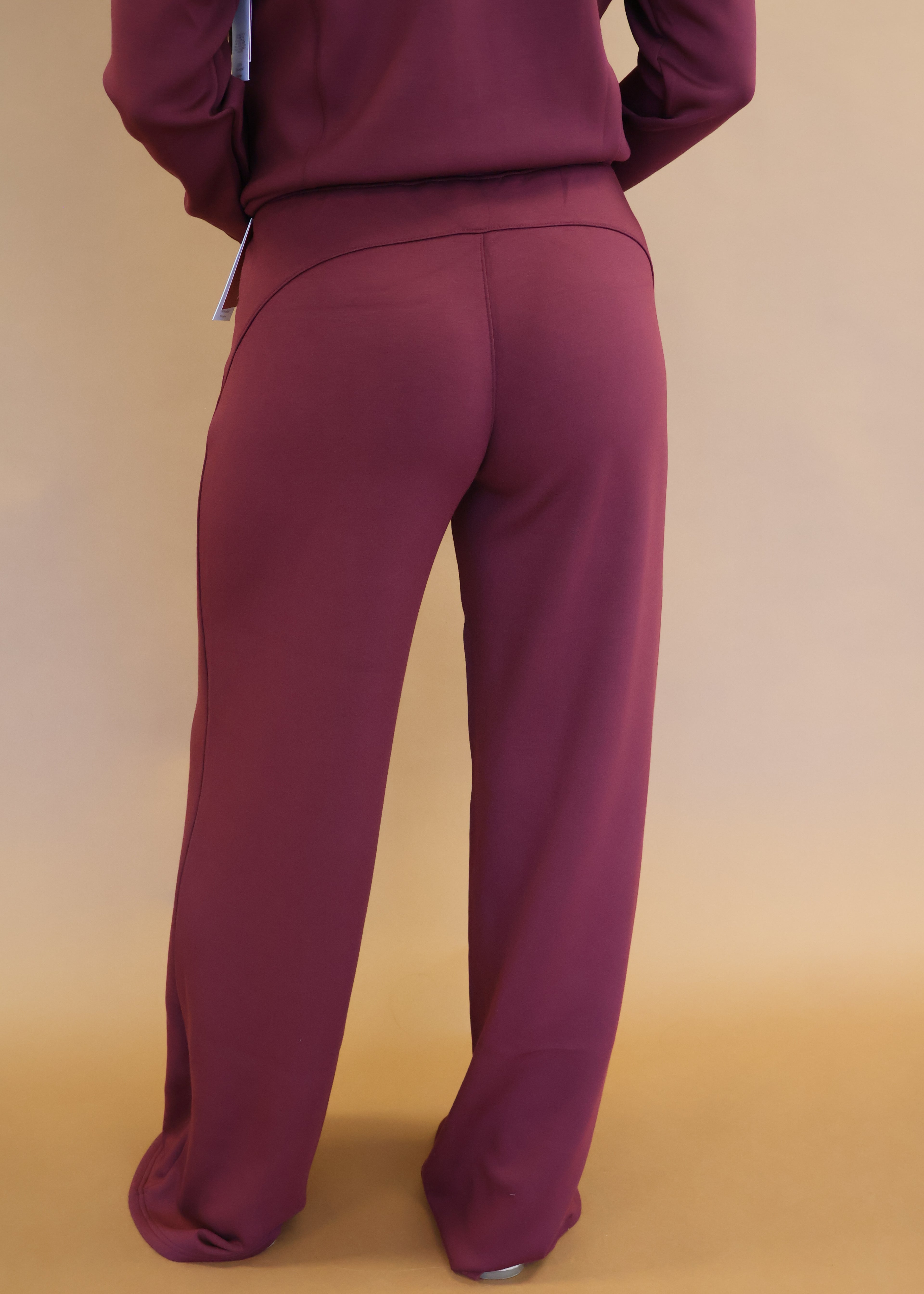 AirEssentials Wide Leg Pant