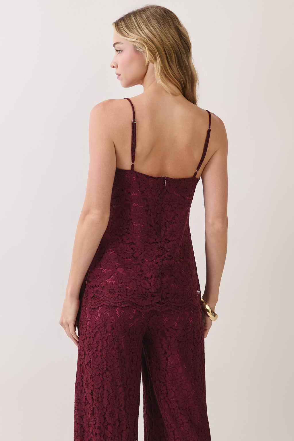 Della Lace Sleeveless Top