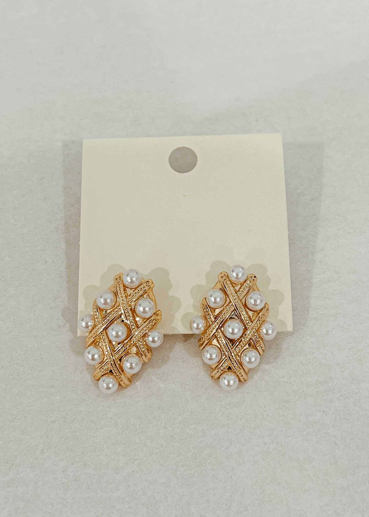 Pearl & Rhombus Pattern Earrings