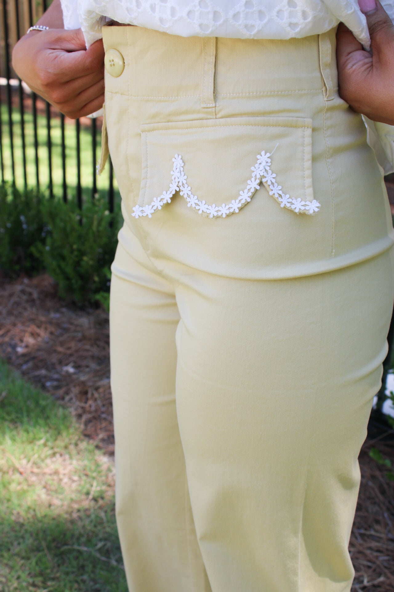 Perla Floral Straight Leg Pants