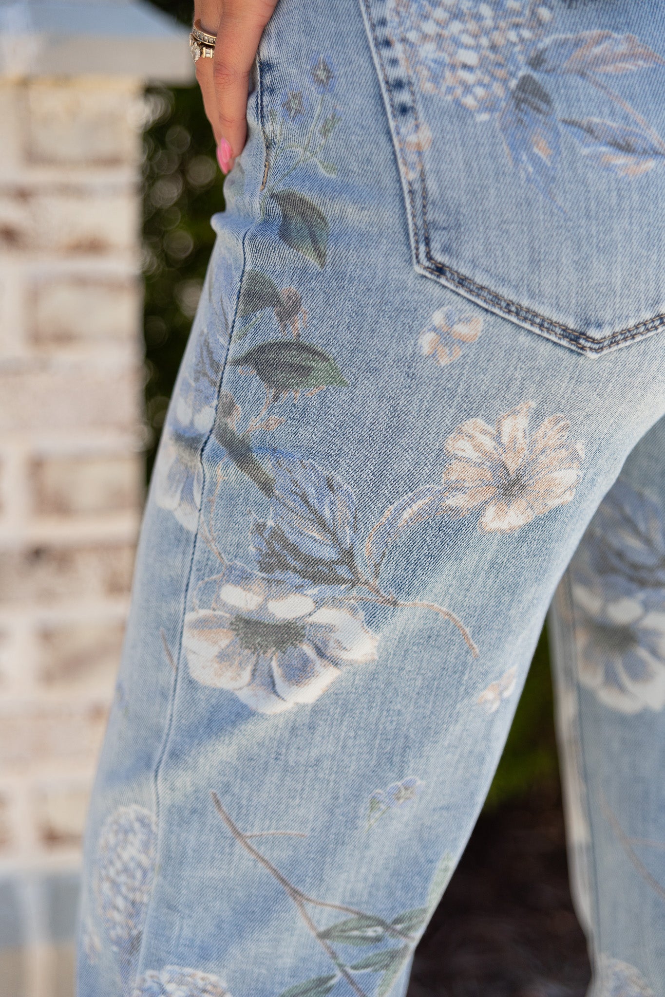 Harper Floral Extreme Vintage Jeans