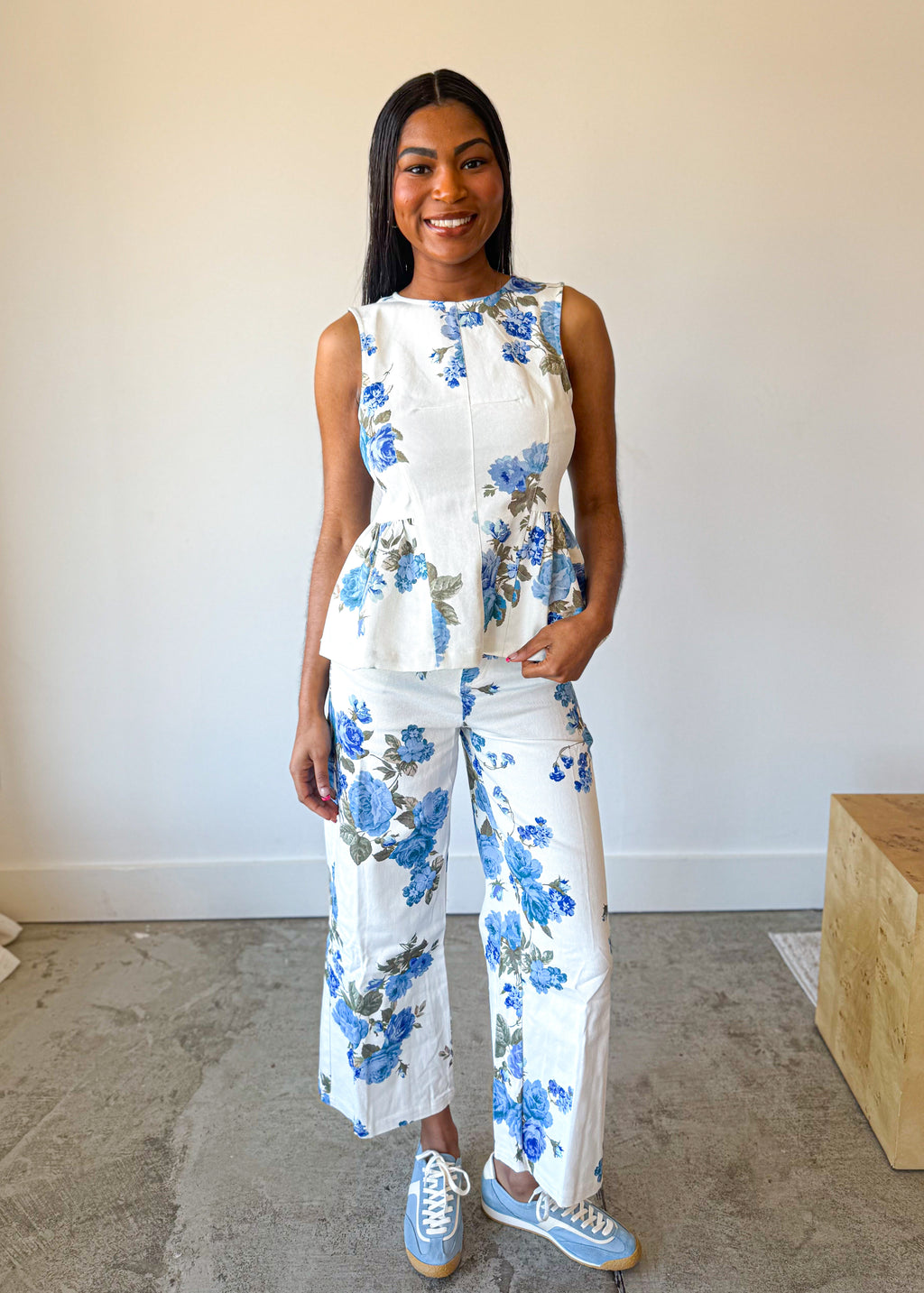 Floral Print Sleeveless Peplum Top