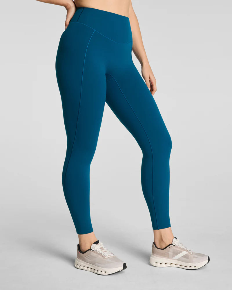 CurveTheory 7/8 Leggings