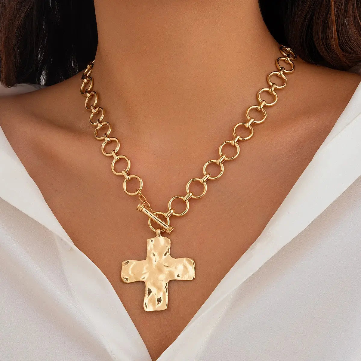 Notable Hammered Cross Toggle Necklace