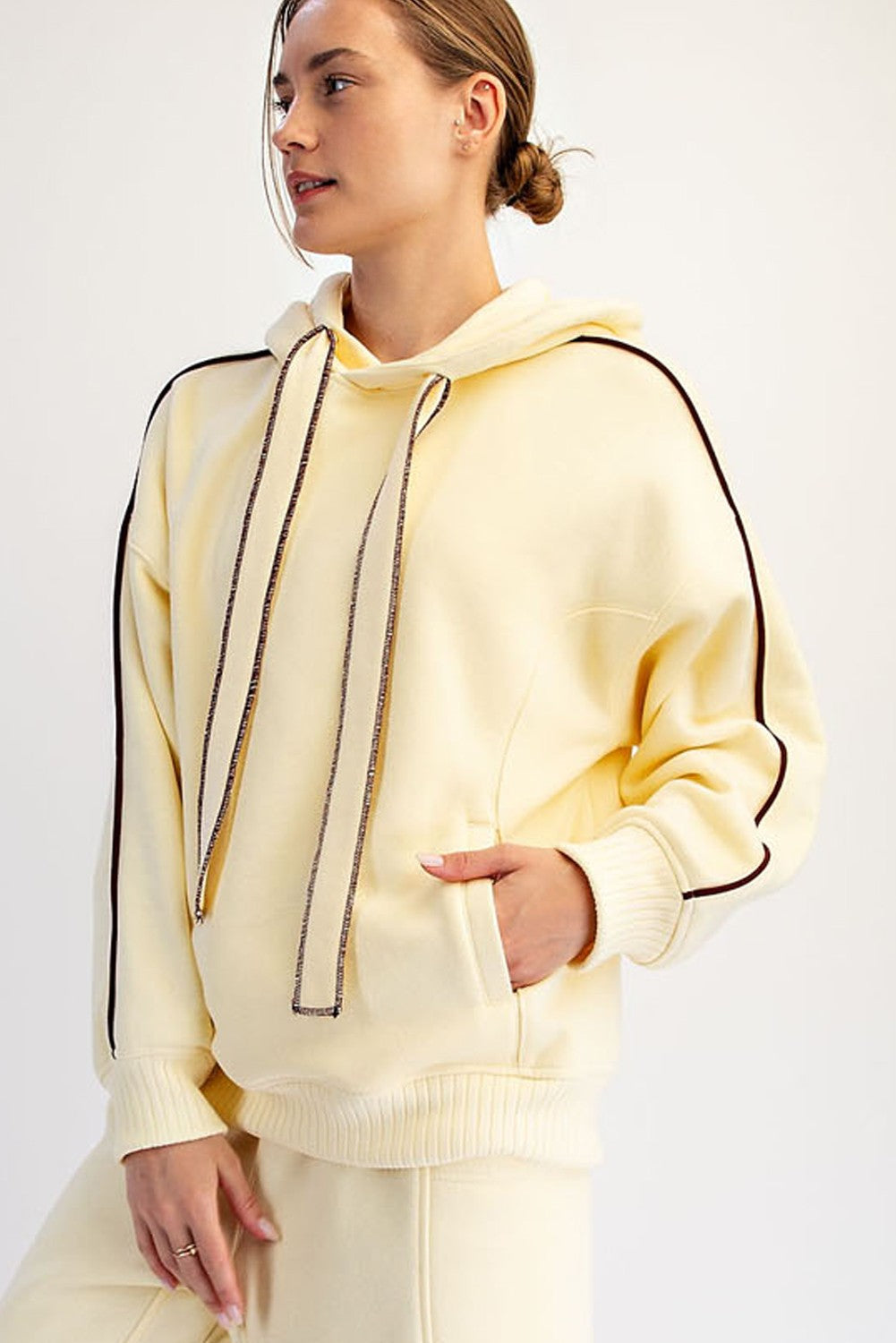 Fleeced Terry Oversized Piping Hoodie