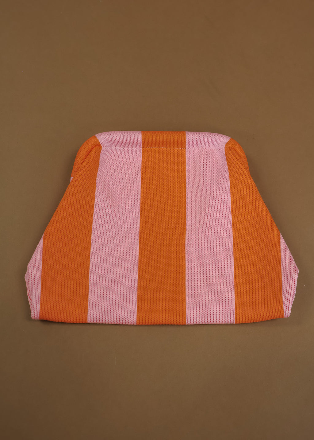 Relaxed Clutch