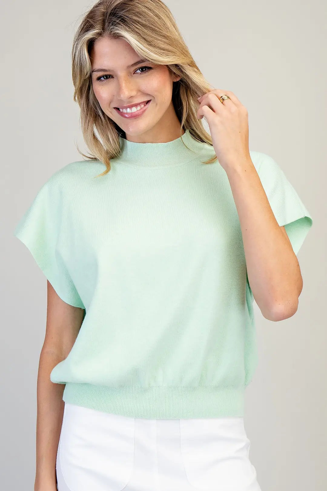 Deanna Plus Short Sleeve Top