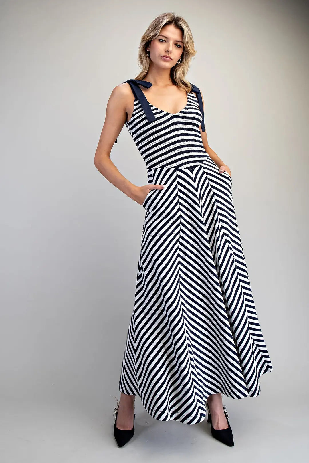 Braelyn Striped Bow-Strap Maxi Dress