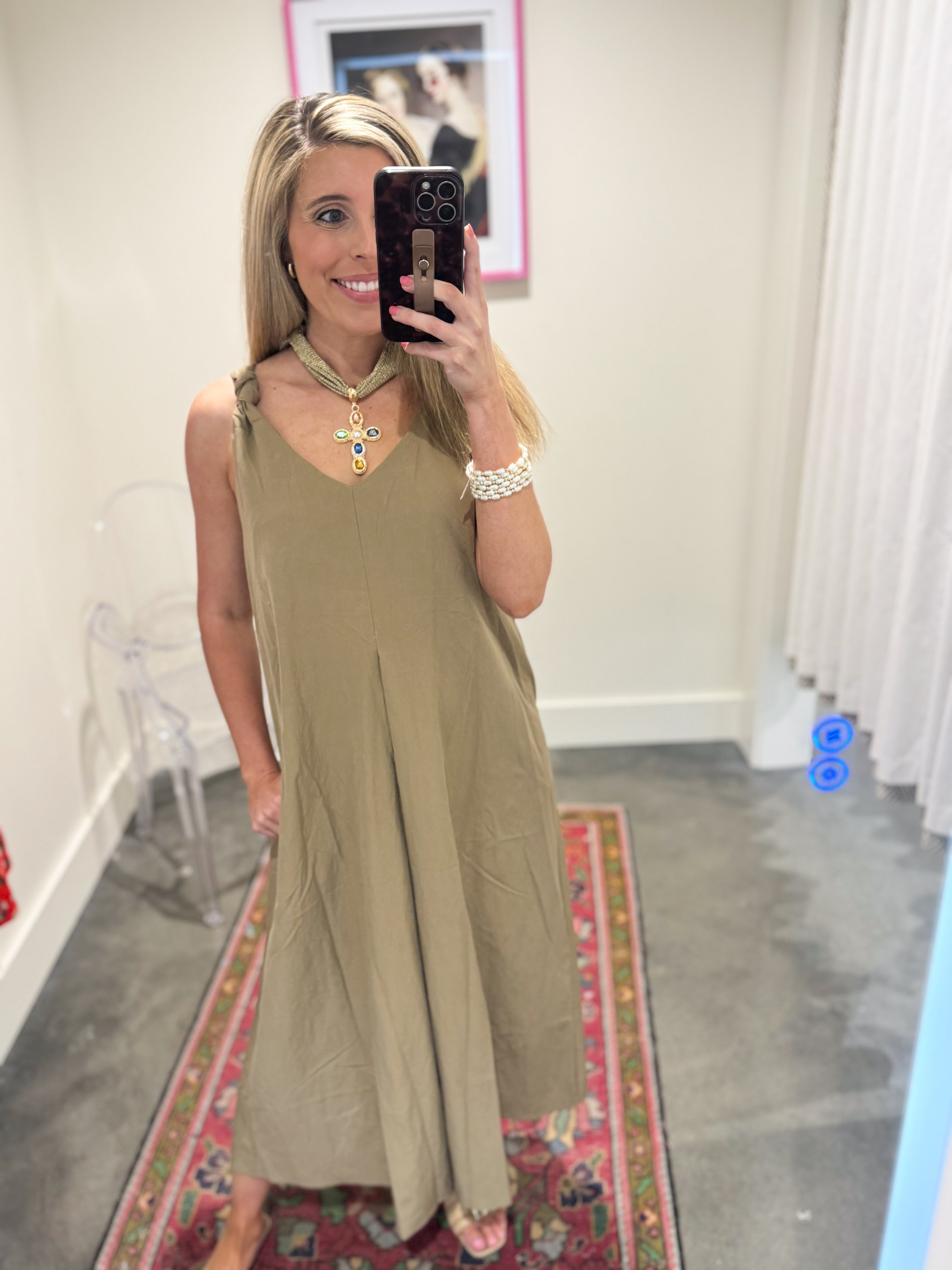 Tatum V-Neck Pocket Midi Dress