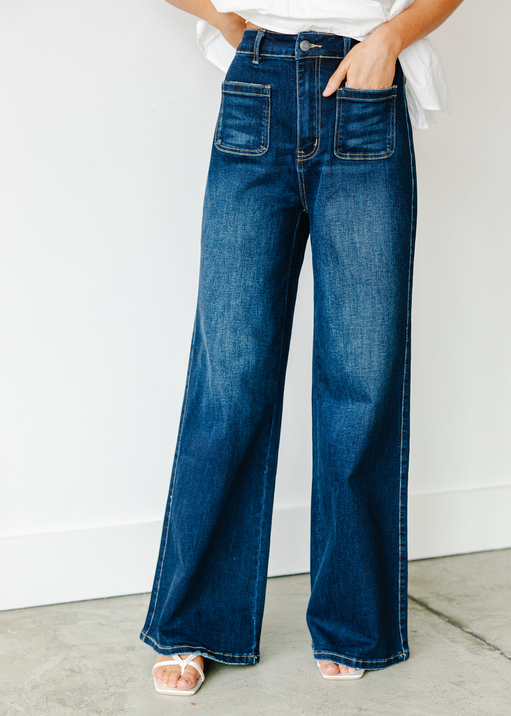 Front Pocket Flare Jeans
