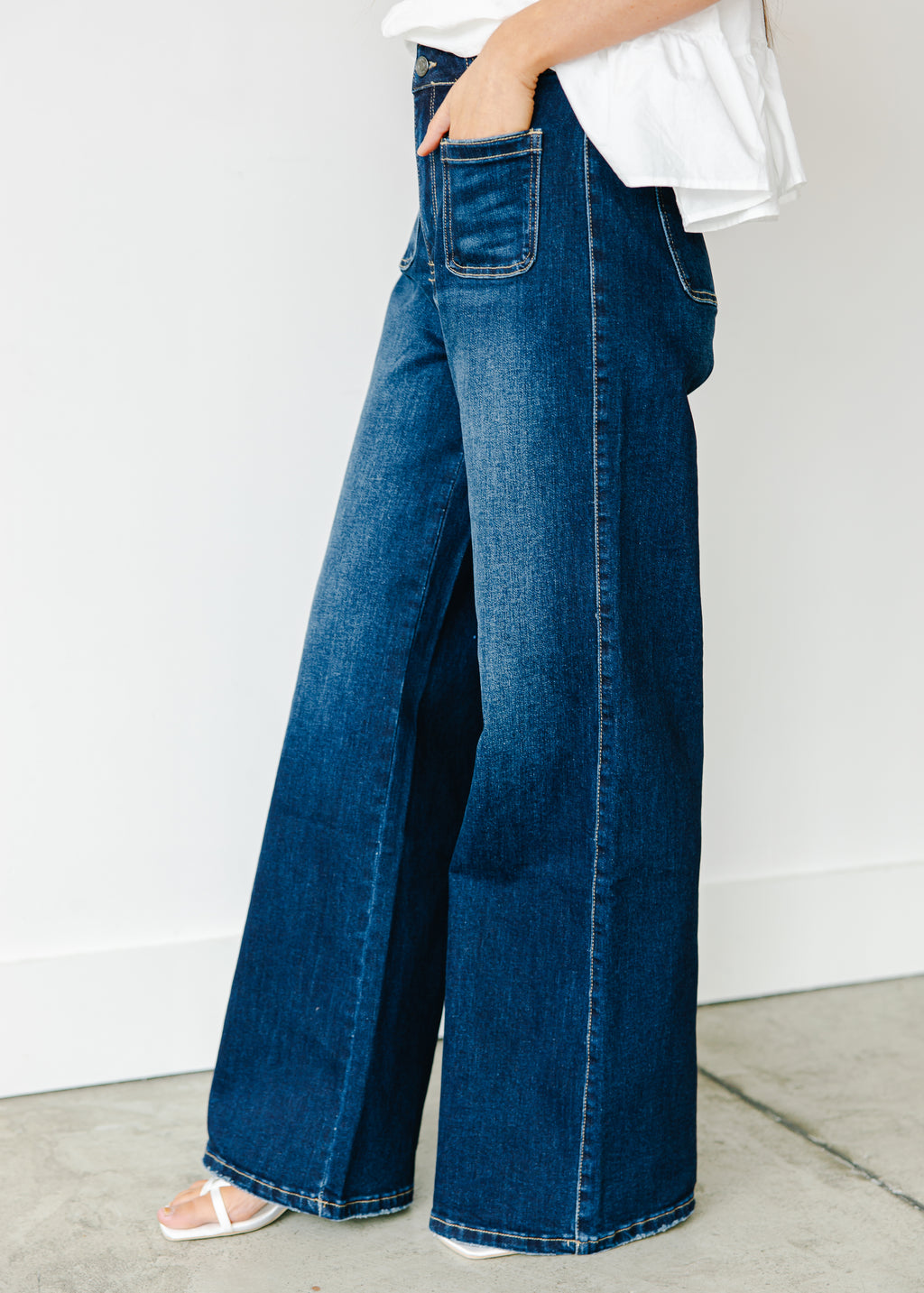 Front Pocket Flare Jeans