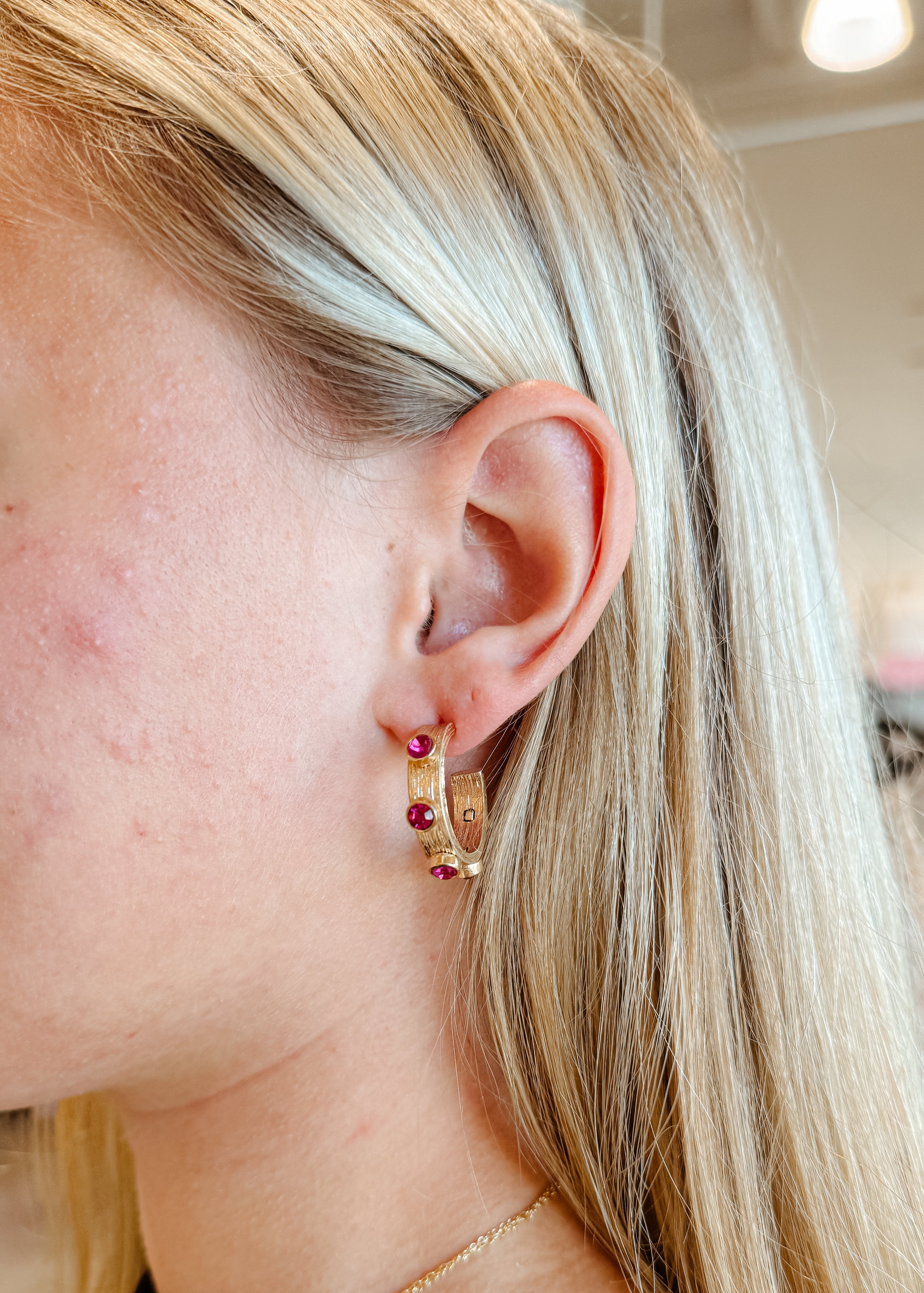 25mm Crystal Station Textured Hoops