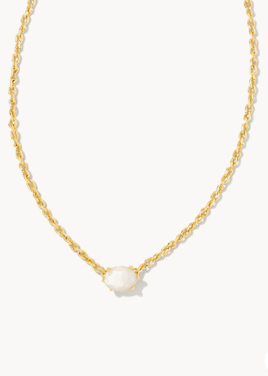 Cailin Gold Pendant Necklace