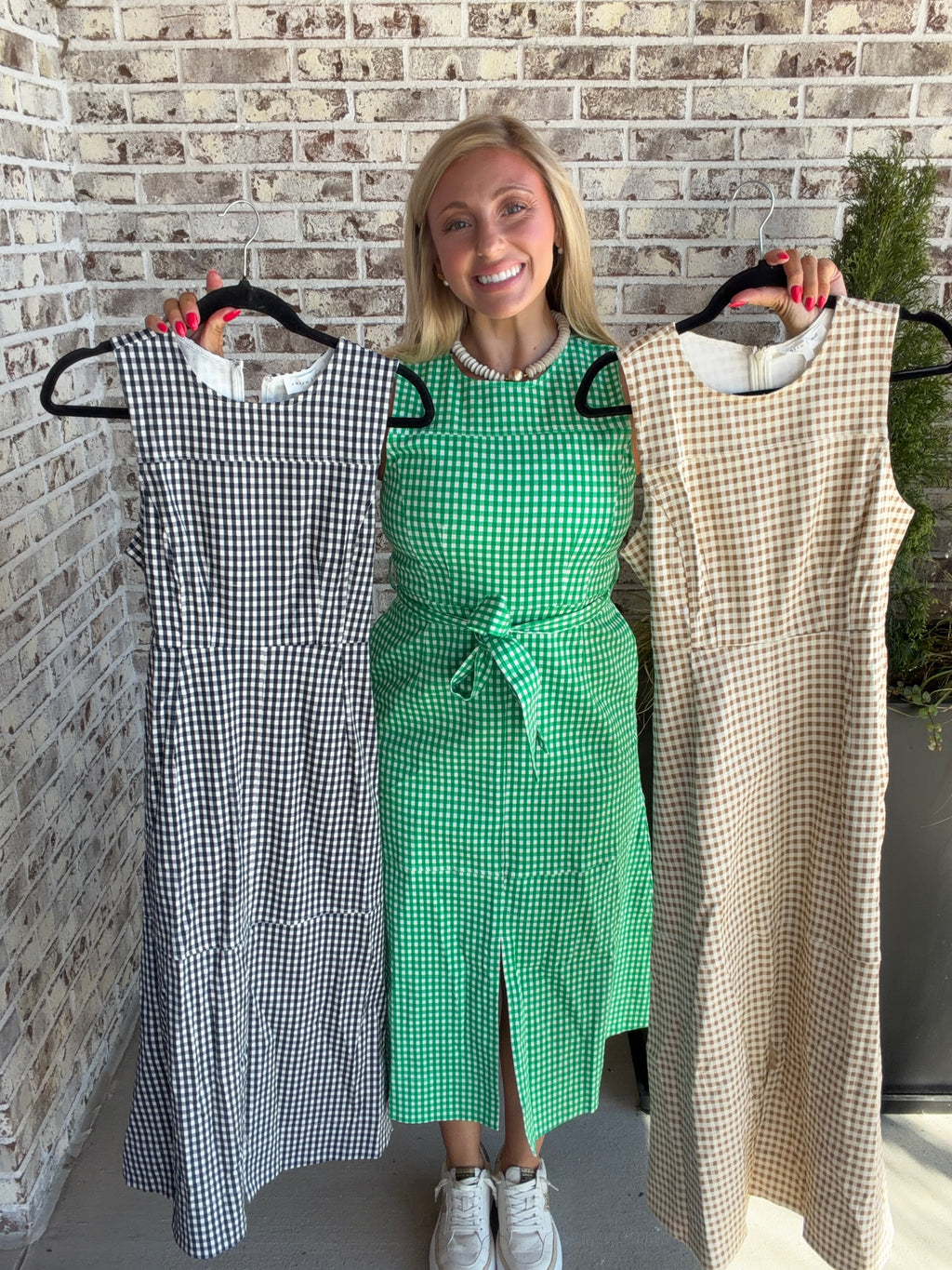 Sandy Sleeveless Gingham Midi Dress