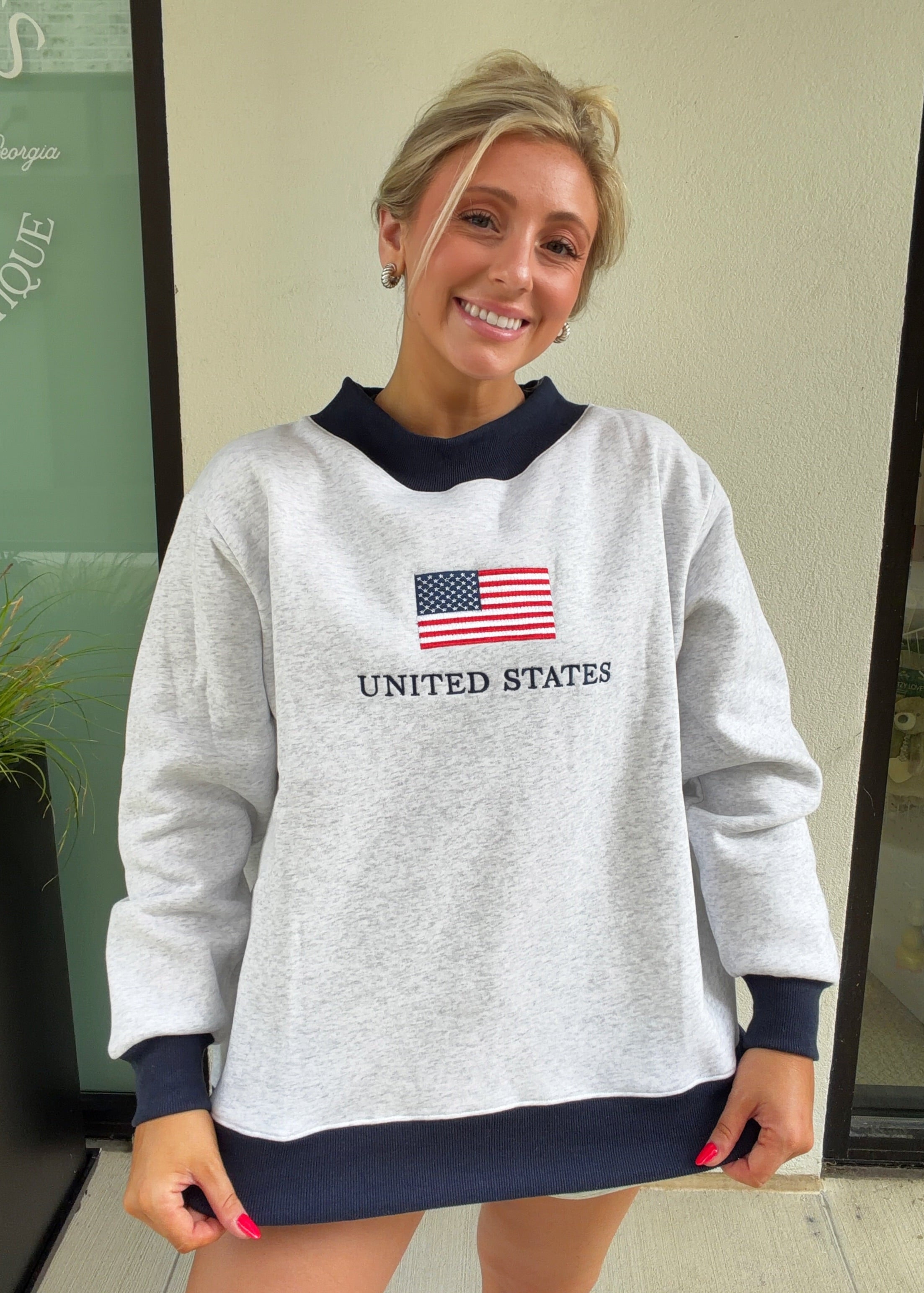 US Flag Embroider Mockneck Sweatshirt