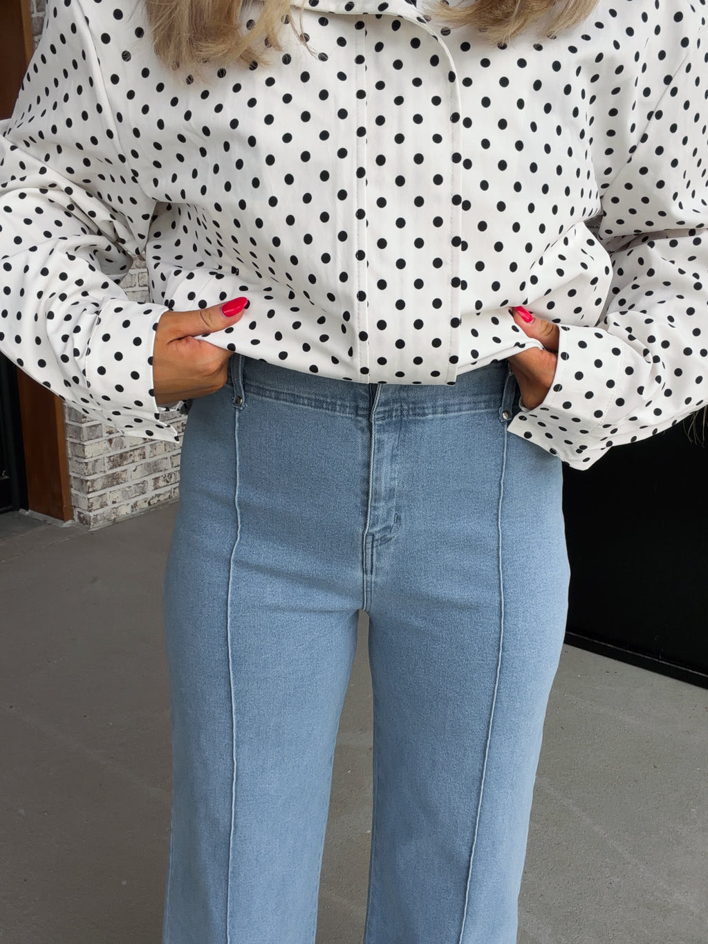 High-Waist Tailored Straight-Leg Pants
