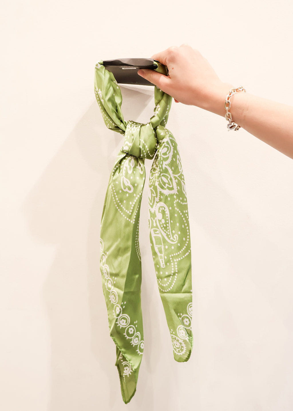 Arabesque Floral Print Bandana