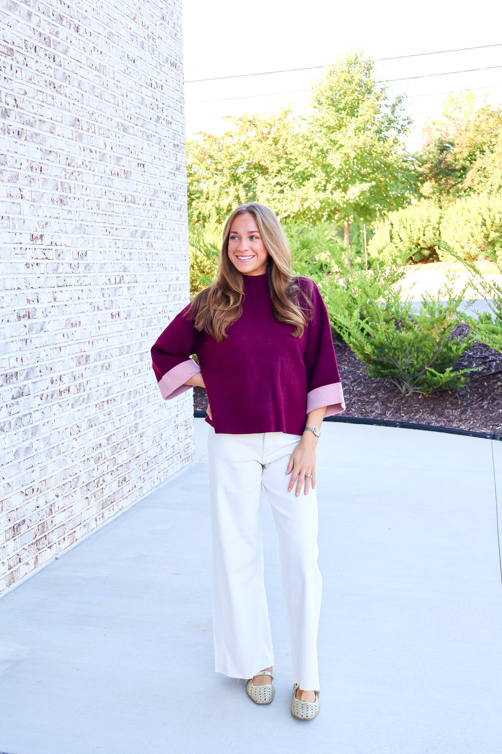 Caris Cuffed Boxy Top in Wine