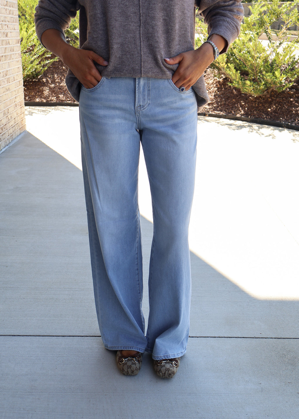 Slouchy Wide Jeans