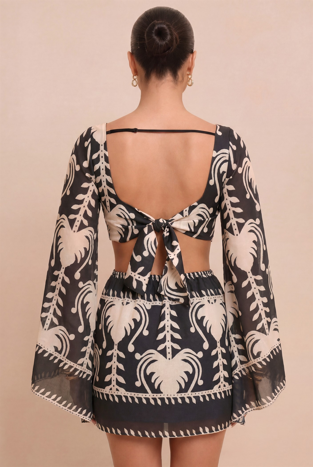 Dalphine Palm Dolman Sleeve Dress