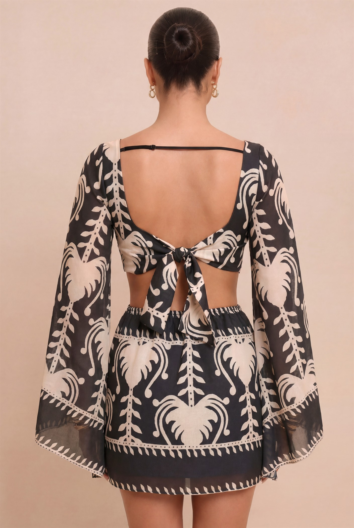 Dalphine Palm Dolman Sleeve Dress