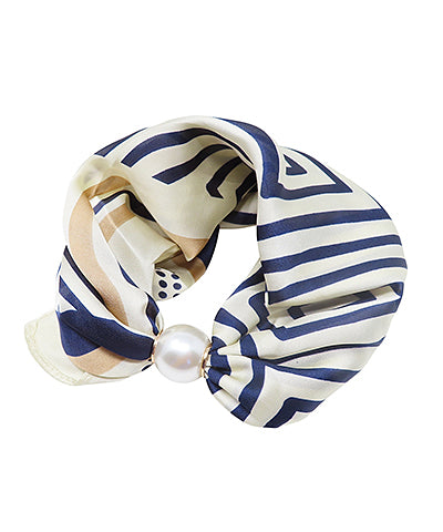 Pearl Magnet Stripe Scarf Necklace