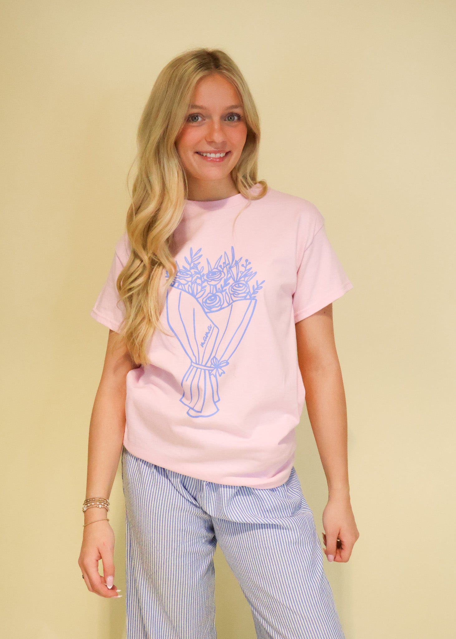 Floral Bouquet Mama Graphic Shirt