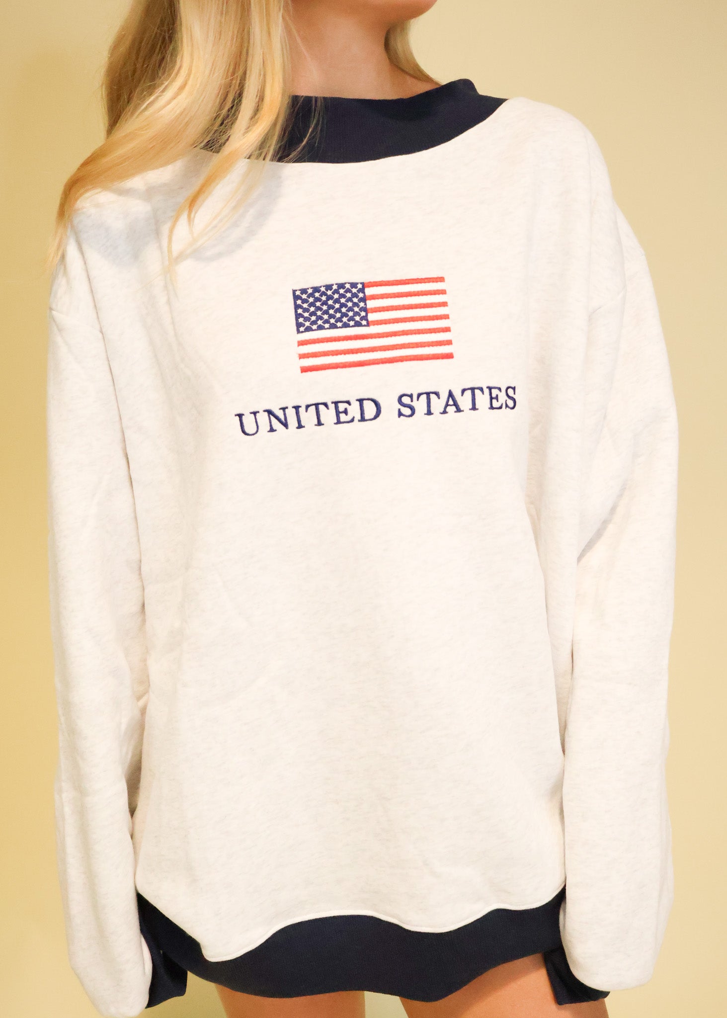 US Flag Embroider Mockneck Sweatshirt