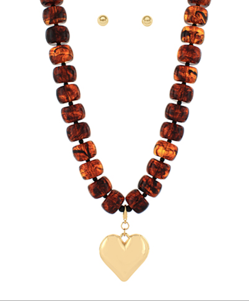 Bold Heart & Arcylic Ball Necklace Set