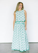 Marigold Meadow Scallop Set