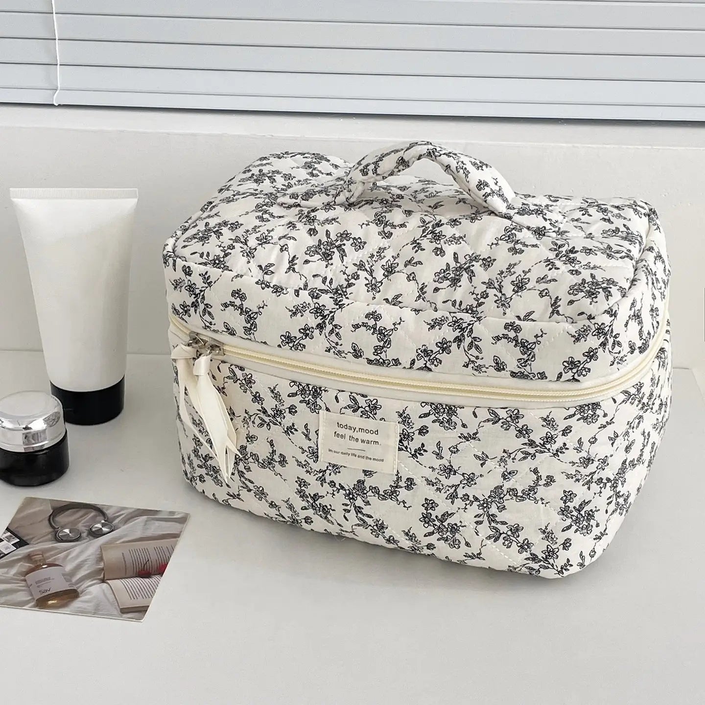 Flower Print Color Block Make Up Bag