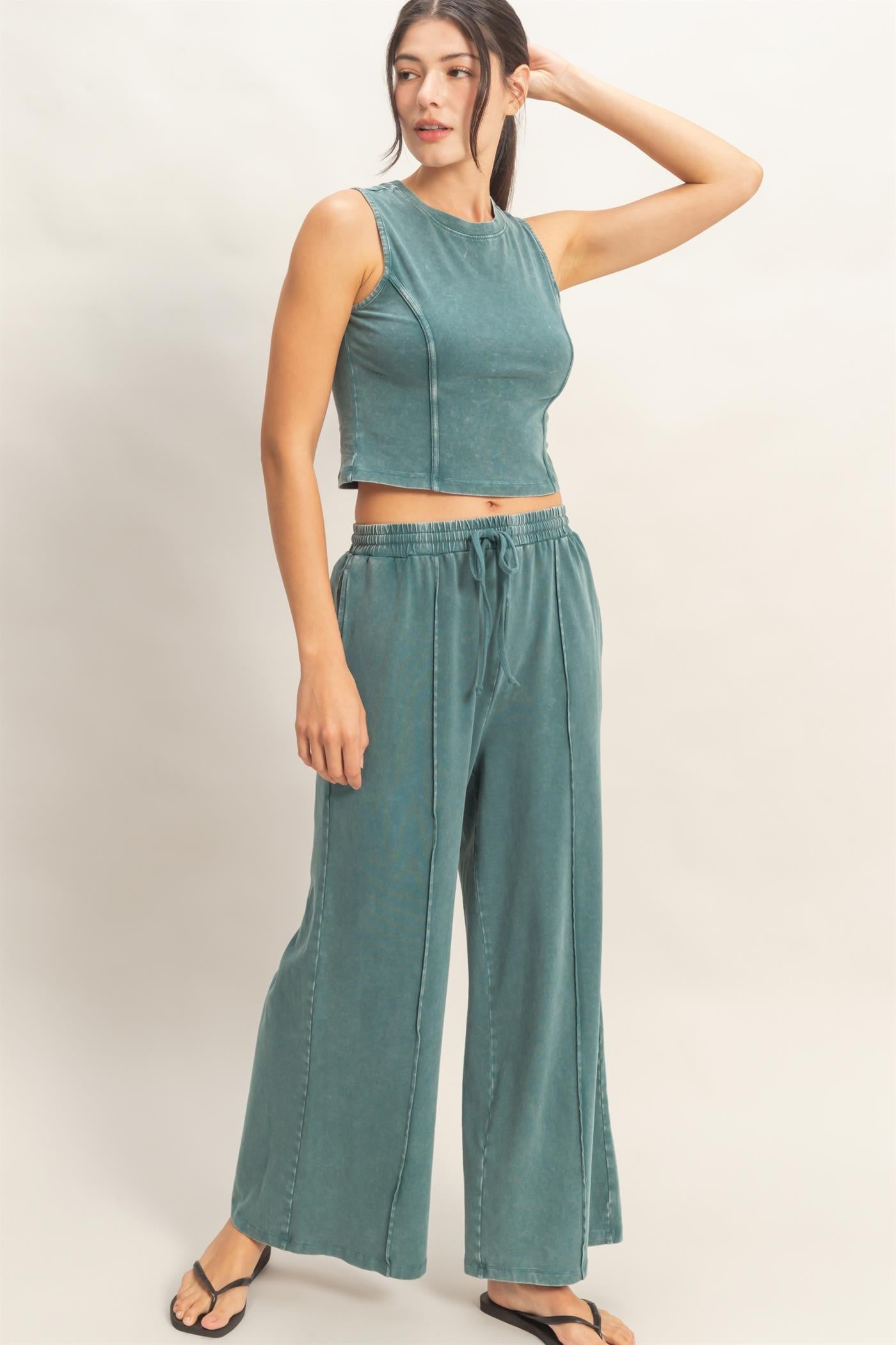 Lounge Around Tank Set