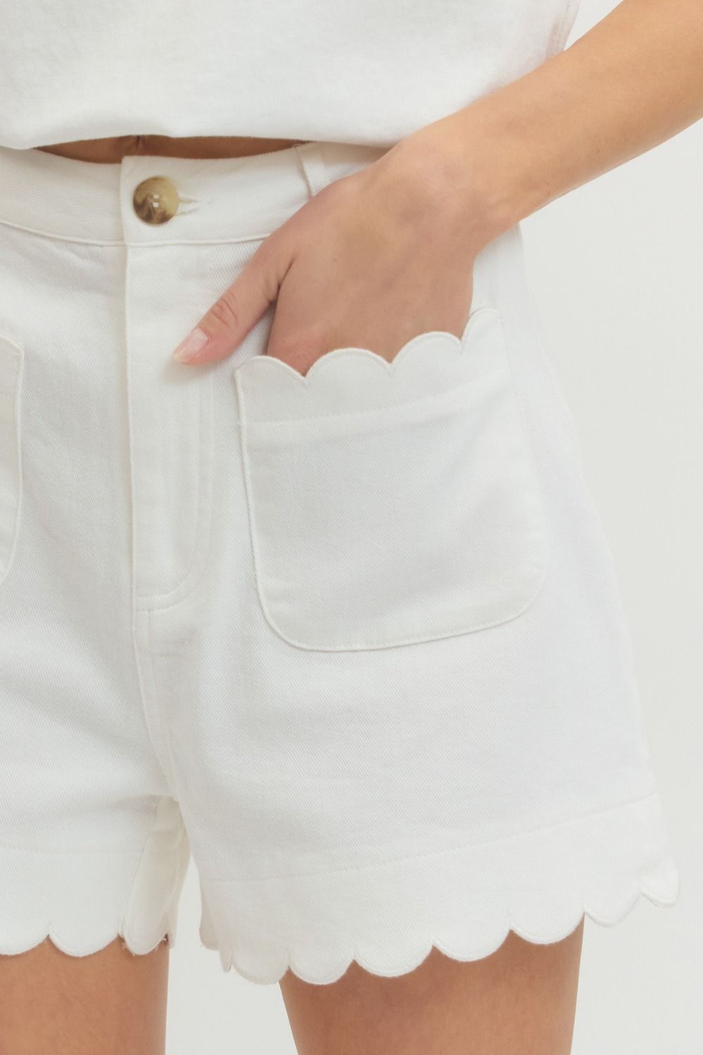 Marisol Scallop Hem Shorts