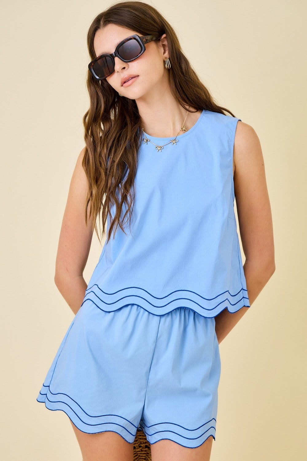 Molly Scallop Contrast Stitch Top