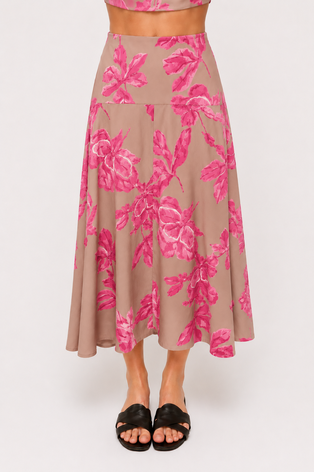 Ladie Floral Detail Skirt