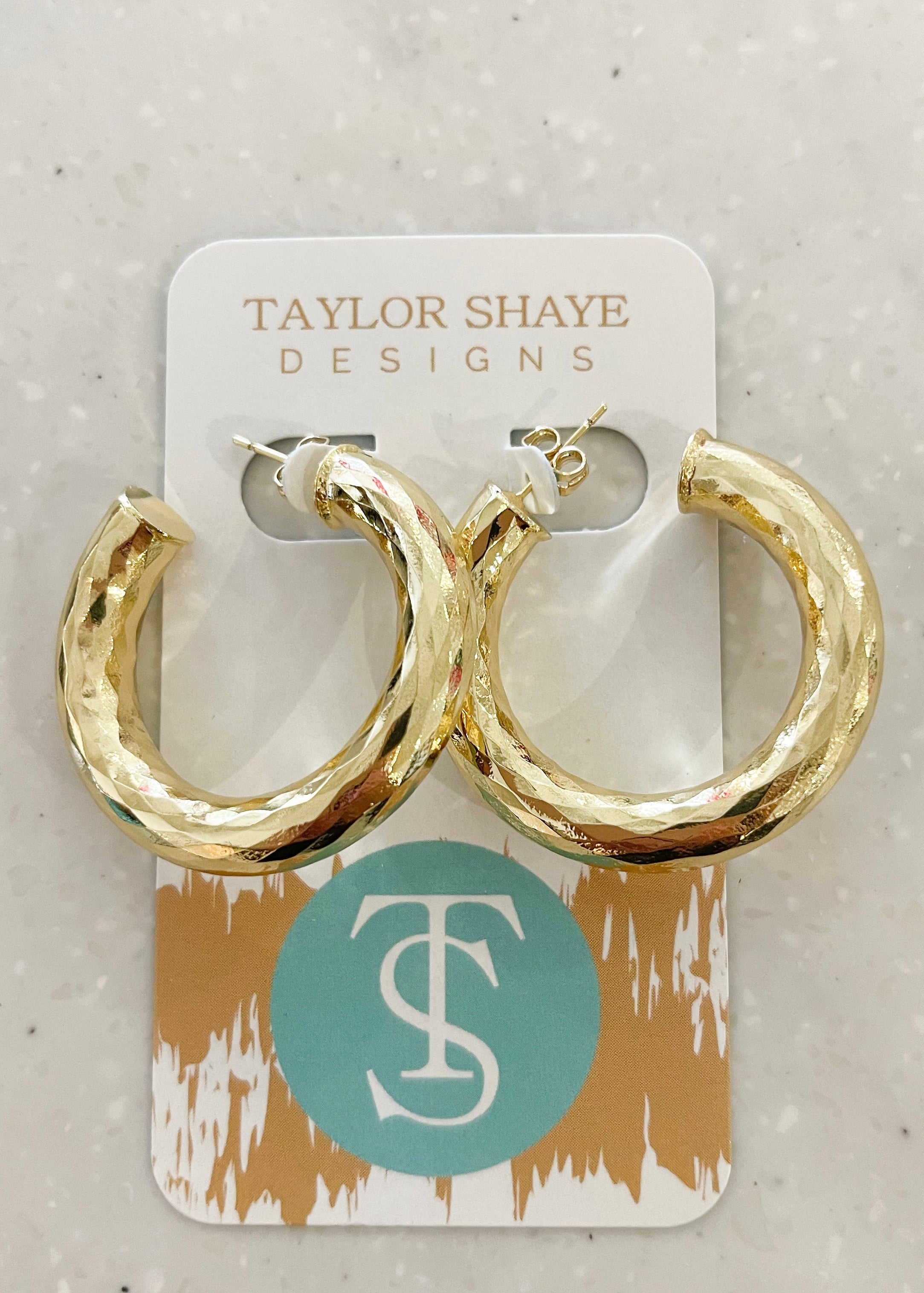 Raya Hoops