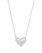 Ari Heart Short Pendant Necklace